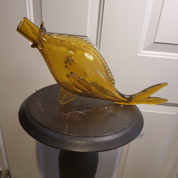 Blenko Style Mid-century Modern Amber Glass Fish Vase Decanter - Picture 2 of 9